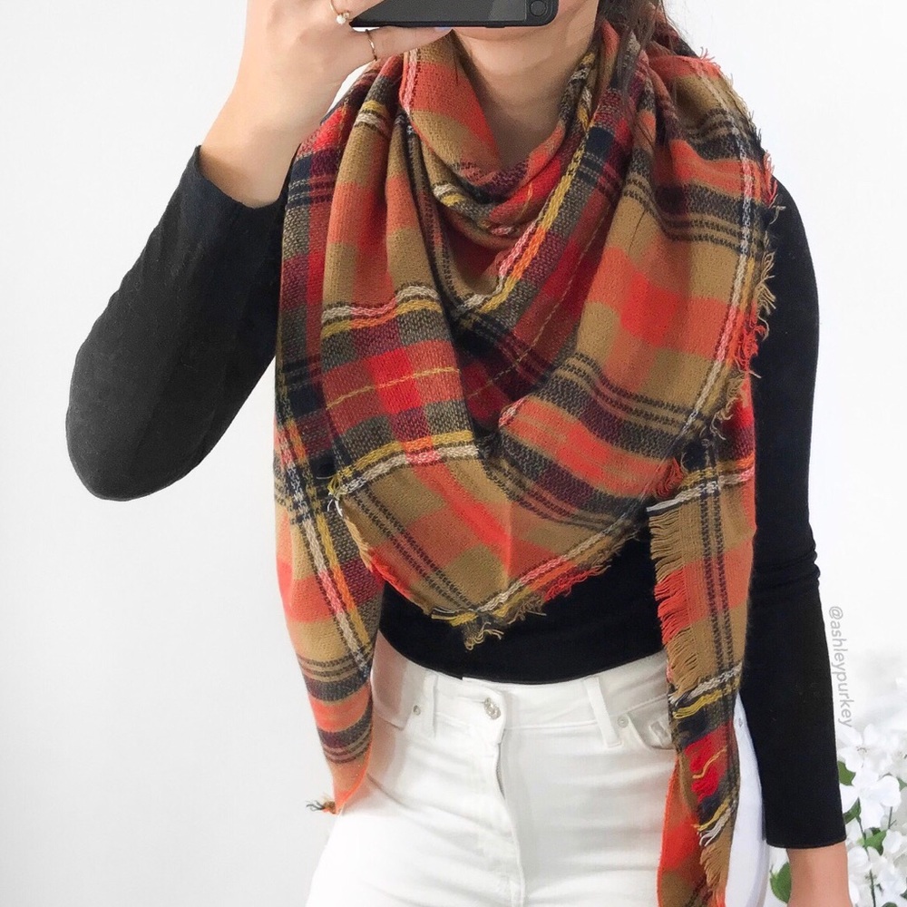 Flannel triangle scarf - orange tan - Picture 1 of 2